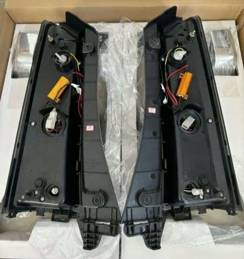 めいめい　送料込みN-BOX　JF1ファイバーフルLED V2スモーク左右