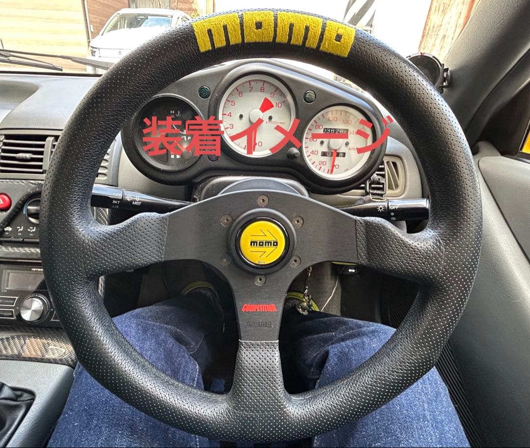 MOMOステアリング　COMPETITION 送料込み