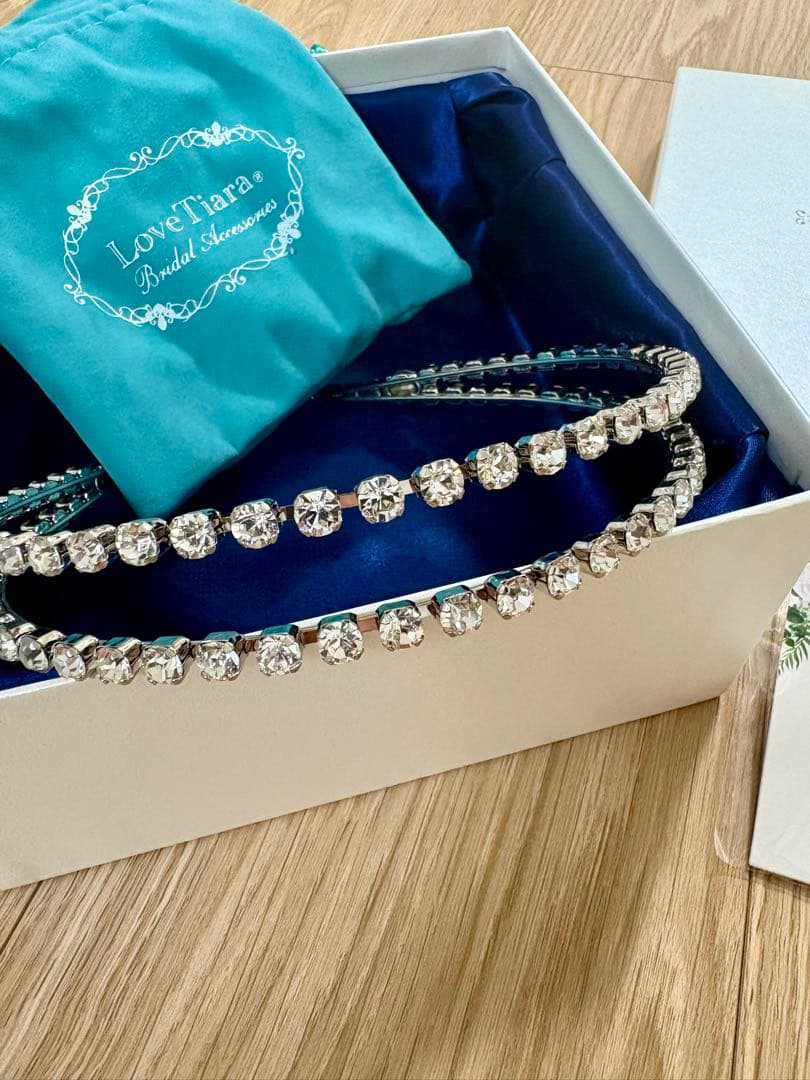 LoveTiara 2連クリスタルカチューシャ&イヤリングセット