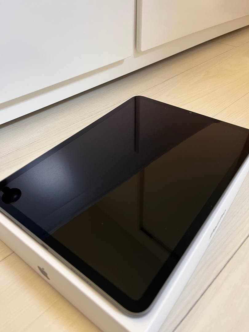 【今週まで販売】iPad Pro 11インチ第3世代（Appleキーボード付き)