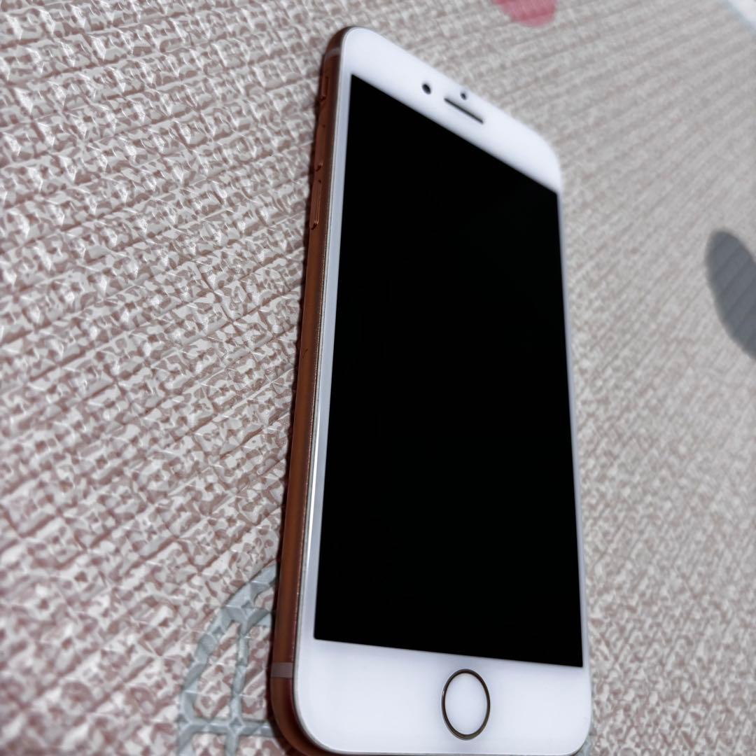 iPhone 8 64GB ゴールド 本体 初期化済み SIMロックあり