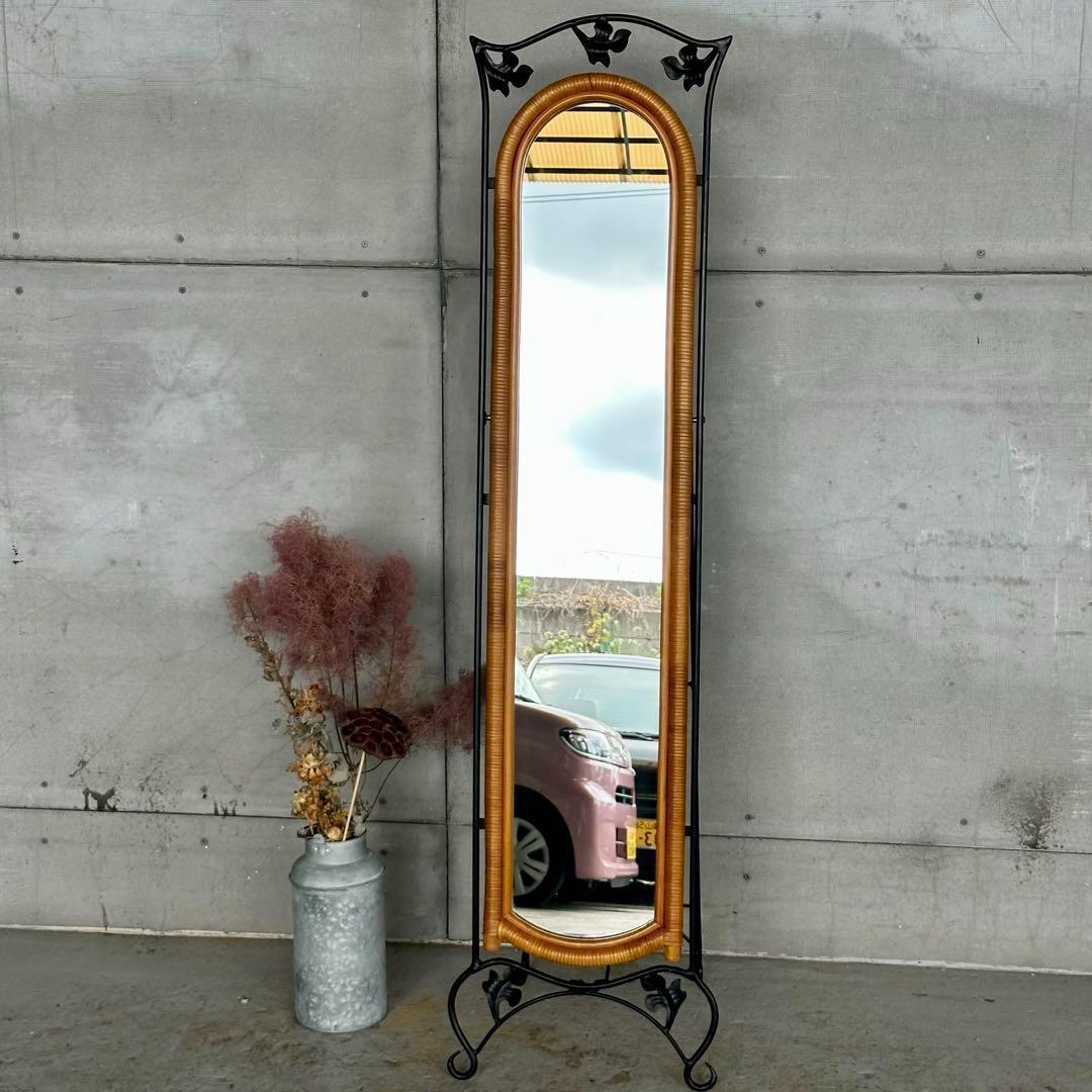 ✿レトロ✿可愛いアイアン装飾 ラタンフレーム 全身鏡 姿見 アンティーク調