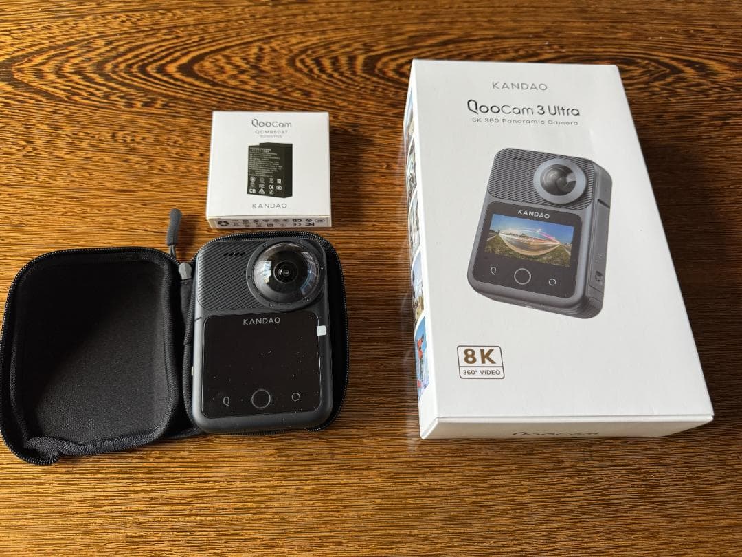 Kandao QooCam 3 Ultra 8K　追加バッテリー付き