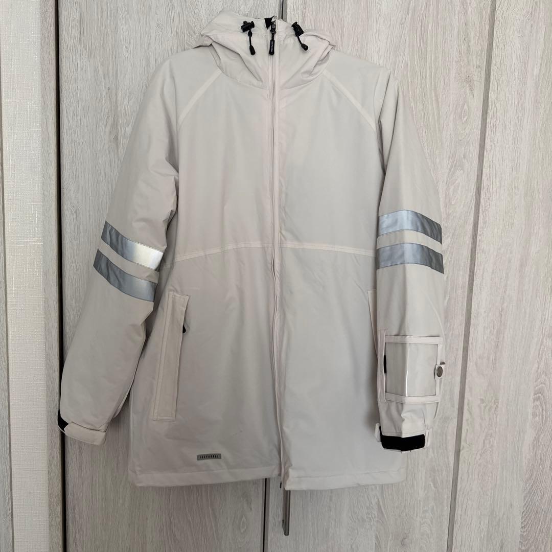 WM（M）サイズ　スノーボードウェア スキーウェア 上下セット レディース