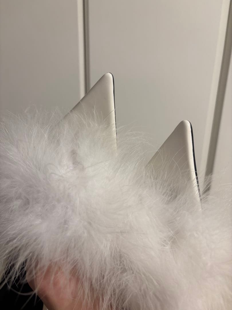 meltthelady ポインテッドファーミュール ホワイト