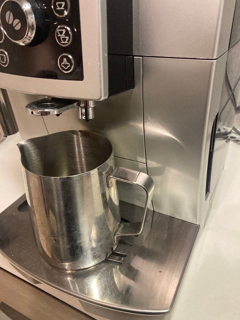 デロンギ・全自動コーヒーマシン　ECAM23420SBN