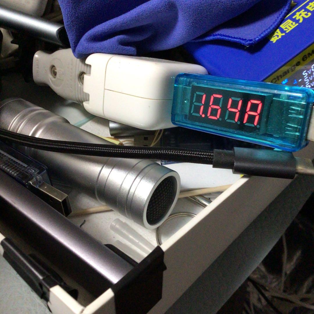 iPad 第7世代 32G wifi+ sim Gray バッテリー新品100%