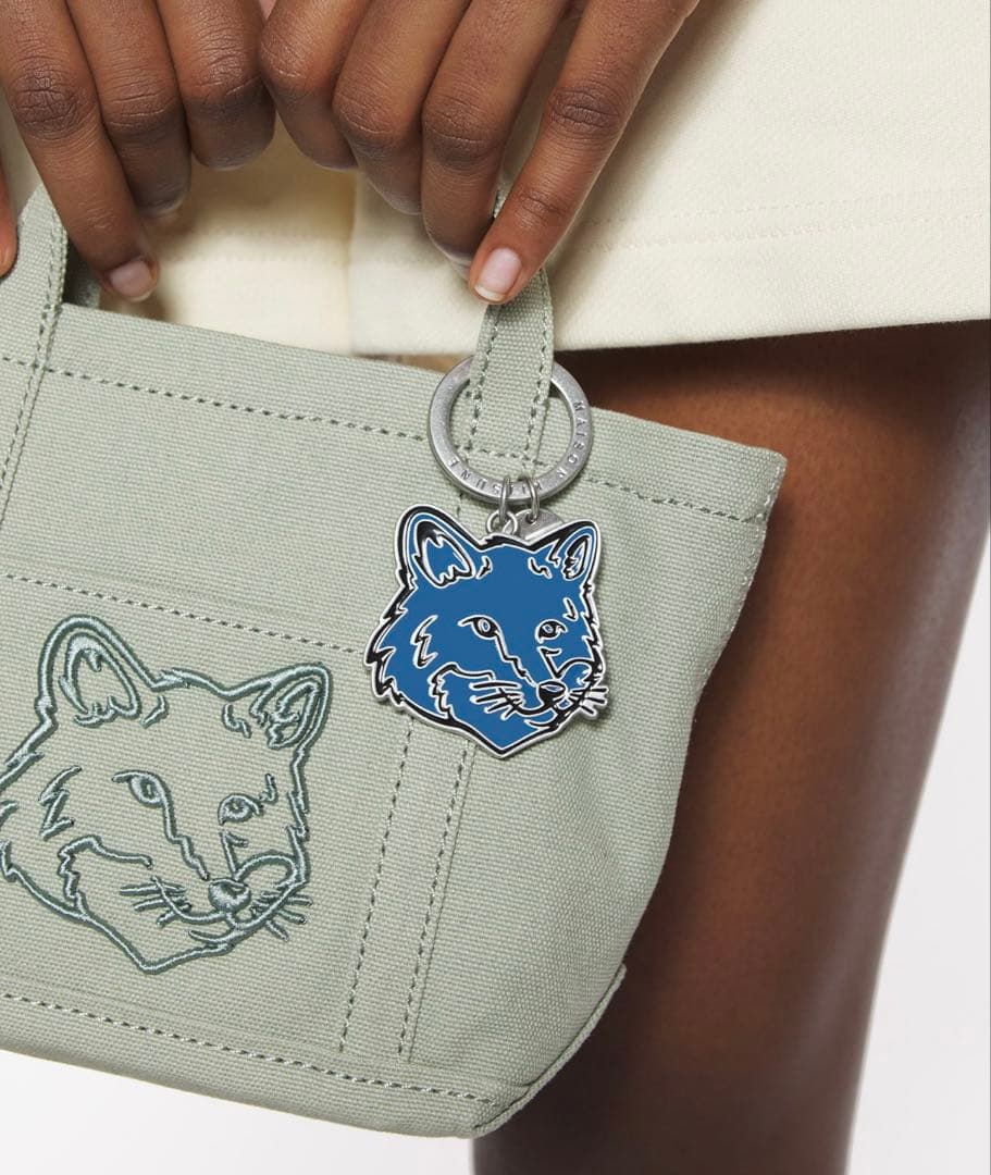 メゾンキツネ　maison kitsune キーホルダー　キーリング　ブルー