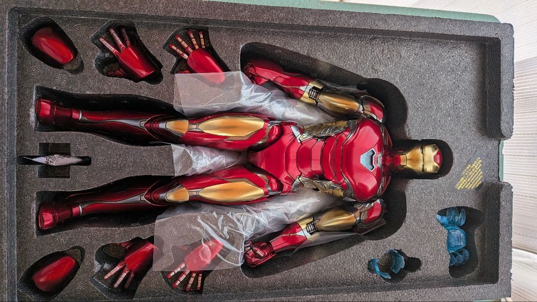 ホットトイズ Hottoys アイアンマン マーク80