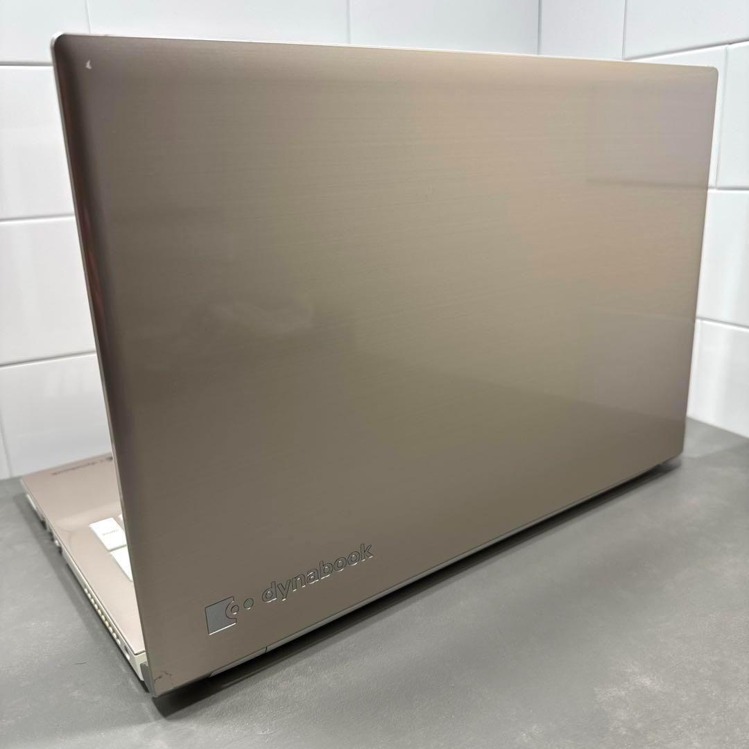 【高性能】東芝サテンゴールド☘7世代i7☘メモリ16GB☘️SSD512GB