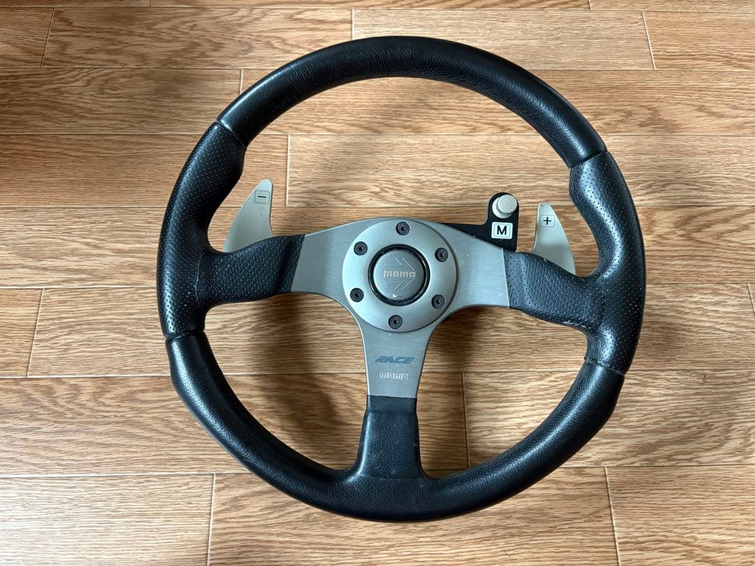 MOMO Race ステアリング パドルシフト付き