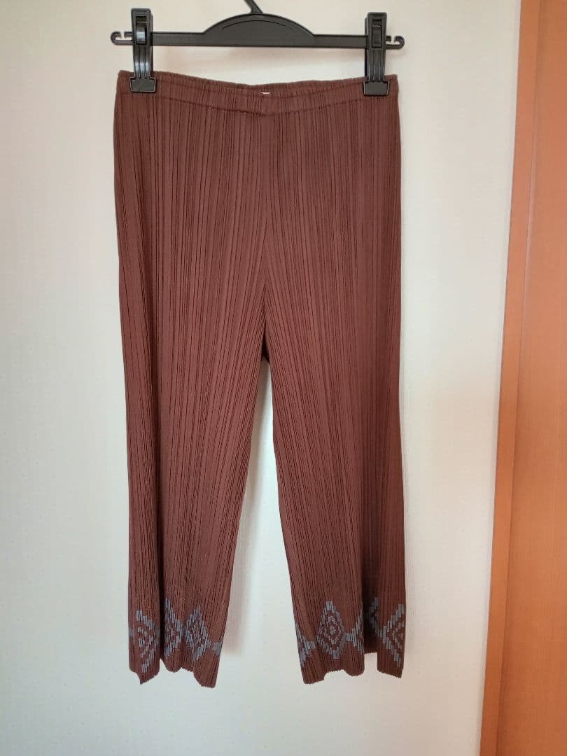 プリーツプリーズ 　総丈71cmパンツ 美品