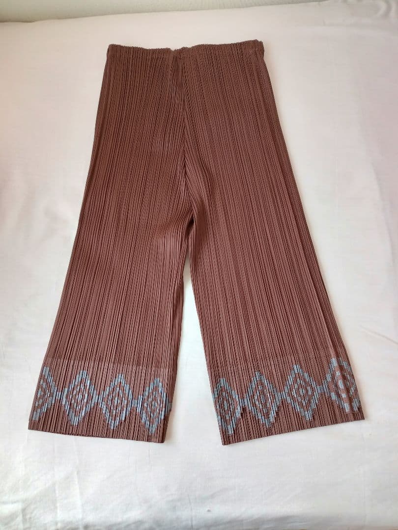 プリーツプリーズ 　総丈71cmパンツ 美品