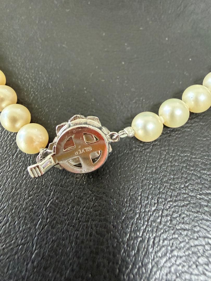 ネックレスとおまけブレスレット