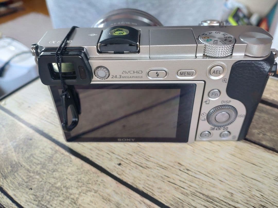 SONY α6000 ミラーレス一眼カメラ　ダブルズームレンズキット