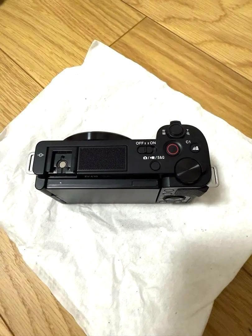 【Thriller】Sony ZV-E10 レンズキット