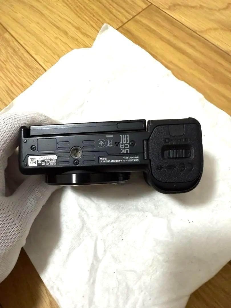 【Thriller】Sony ZV-E10 レンズキット