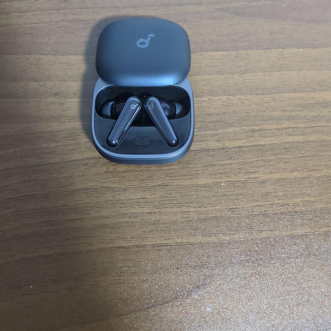 Soundcore Liberty 5　ワイヤレスイヤホン