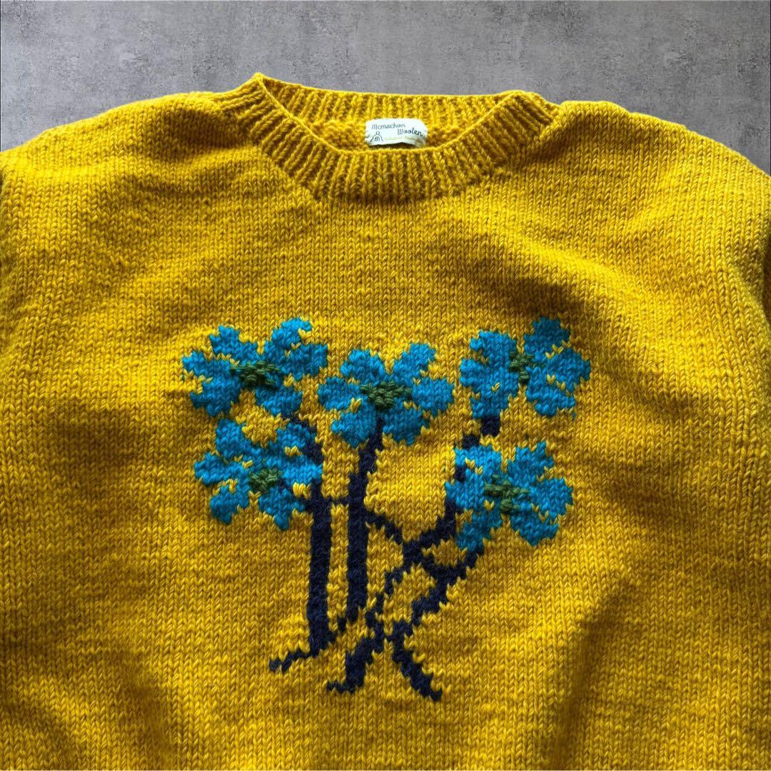 マクマホンニッティングミルズ フラワーロールネックニット　イエロー