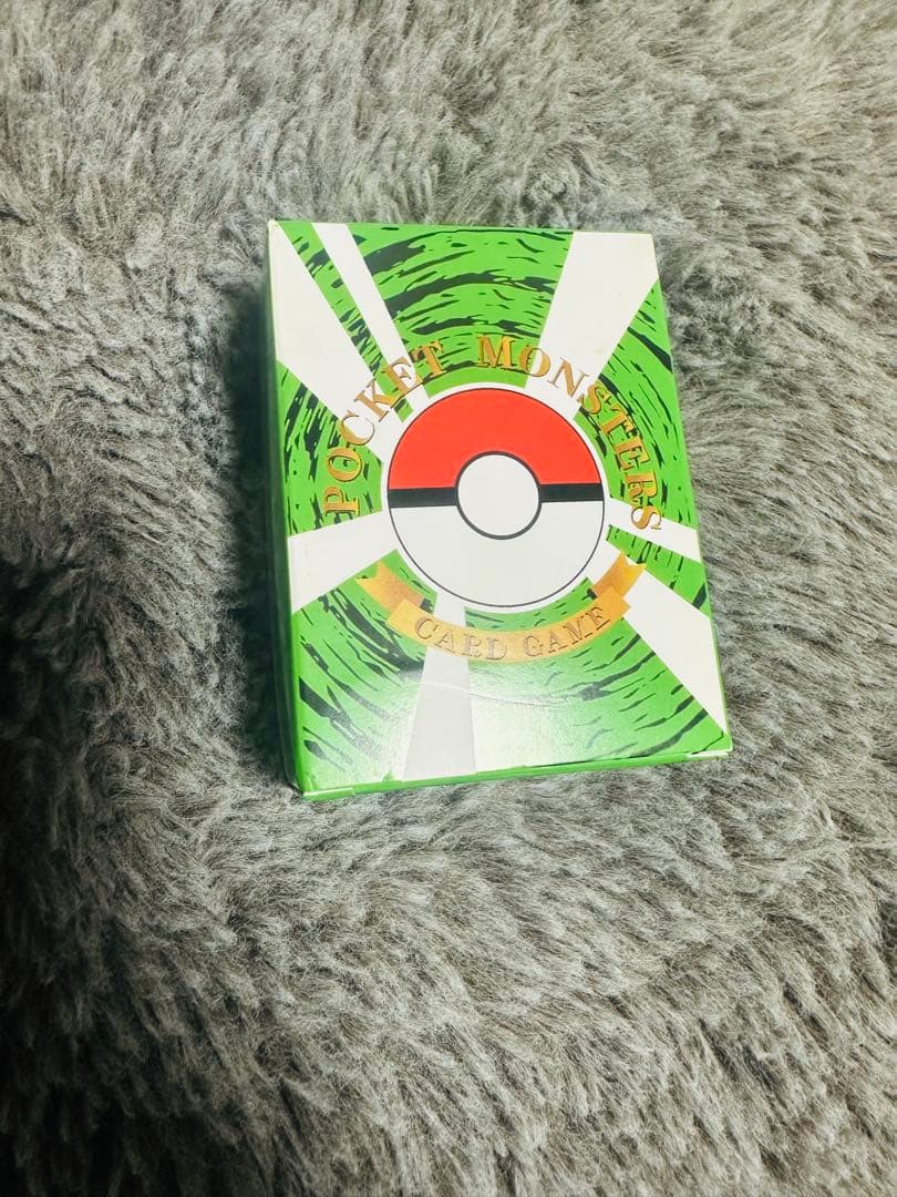 ポケモンカード英語版GX/V100枚＋収納ボックス