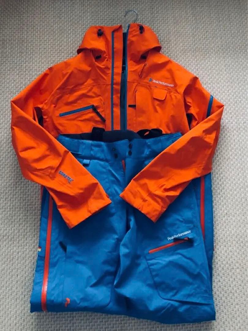 美品Peak Performanceスキーゴアテックスジャケット＆パンツM