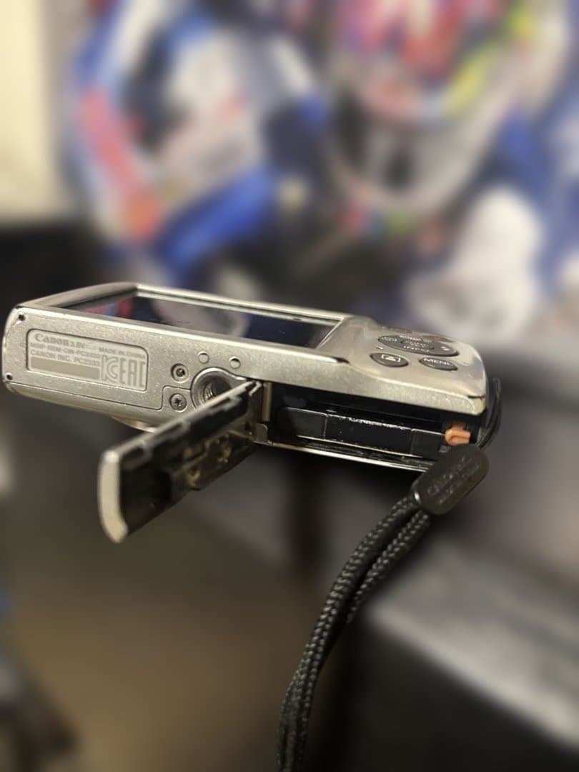 Canon IXY200 【動作未確認、ジャンク品】PC2333キャノンイクシー