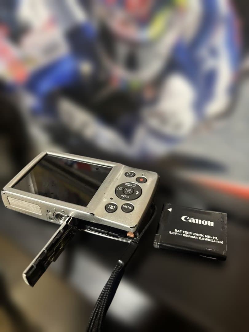 Canon IXY200 【動作未確認、ジャンク品】PC2333キャノンイクシー