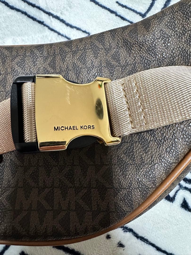 MICHAEL KORS ボディバッグ・ウエストポーチ ブラウン