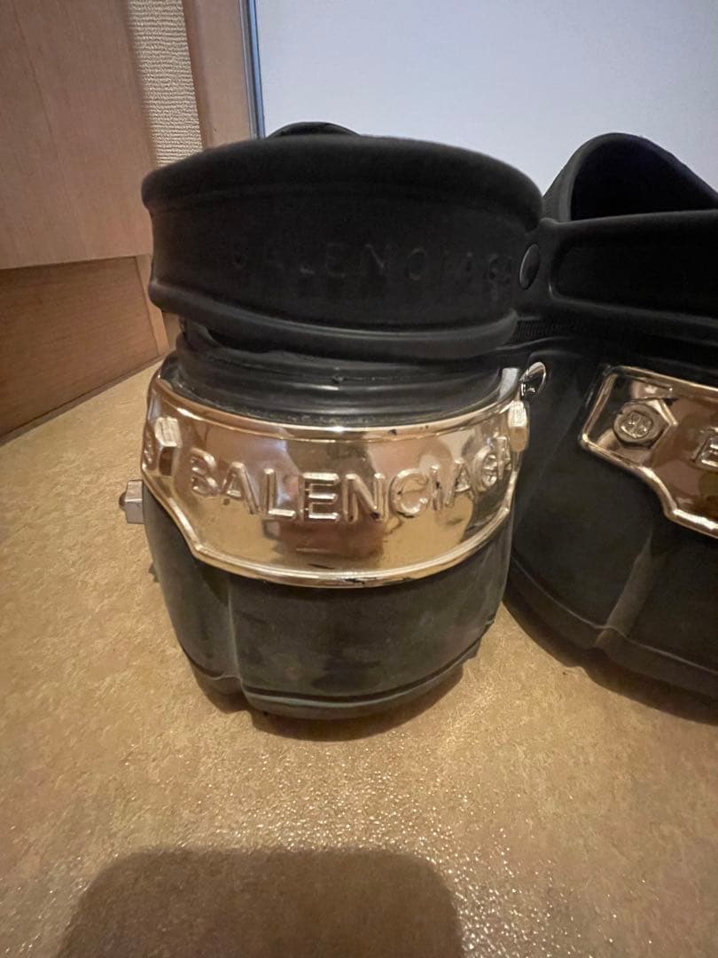 BALENCIAGA クロックス