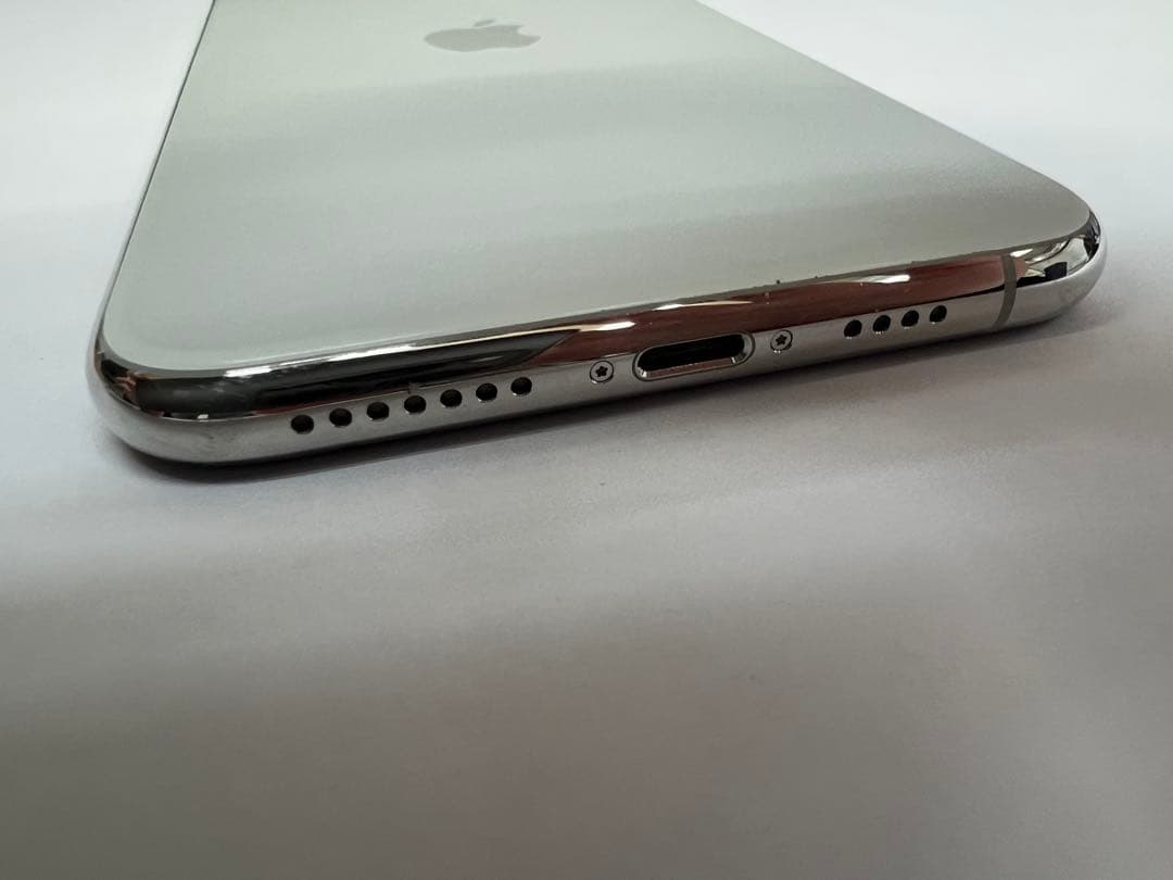 iPhone11 Pro MAX 64GB シルバー バッテリー82% 【美品】