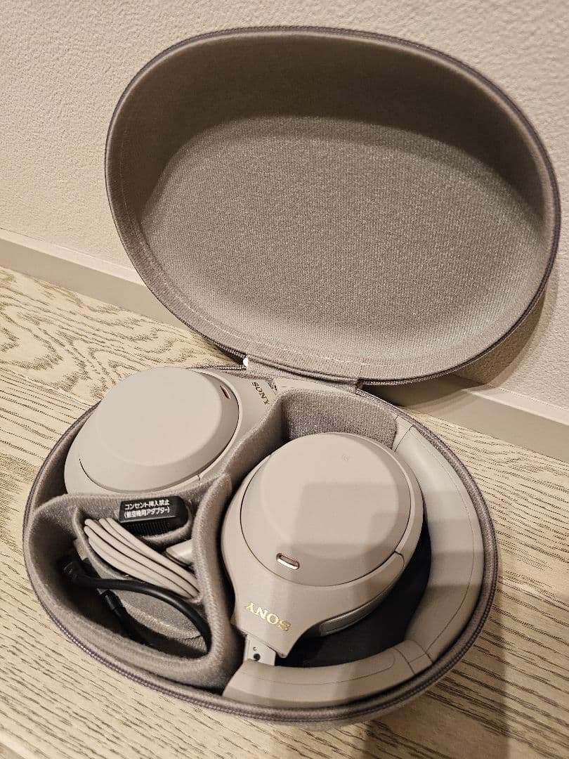 SONY WH-1000XM4 ワイヤレスヘッドホン☆ほぼ新品!!!美品!!!