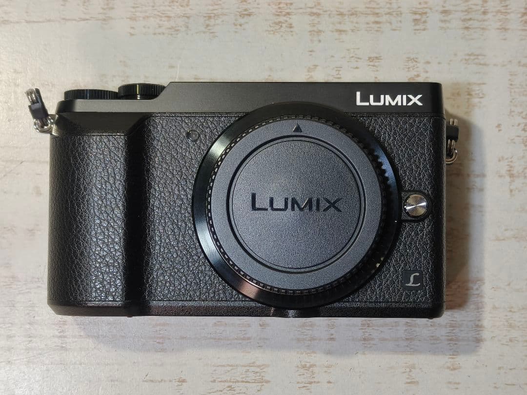 LUMIX DMC-GX7MK2 シャッター回数1070