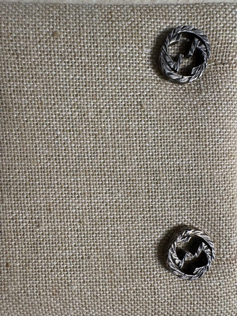 【値下げ可能】グッチ インターロッキングスタッズピアス箱付き