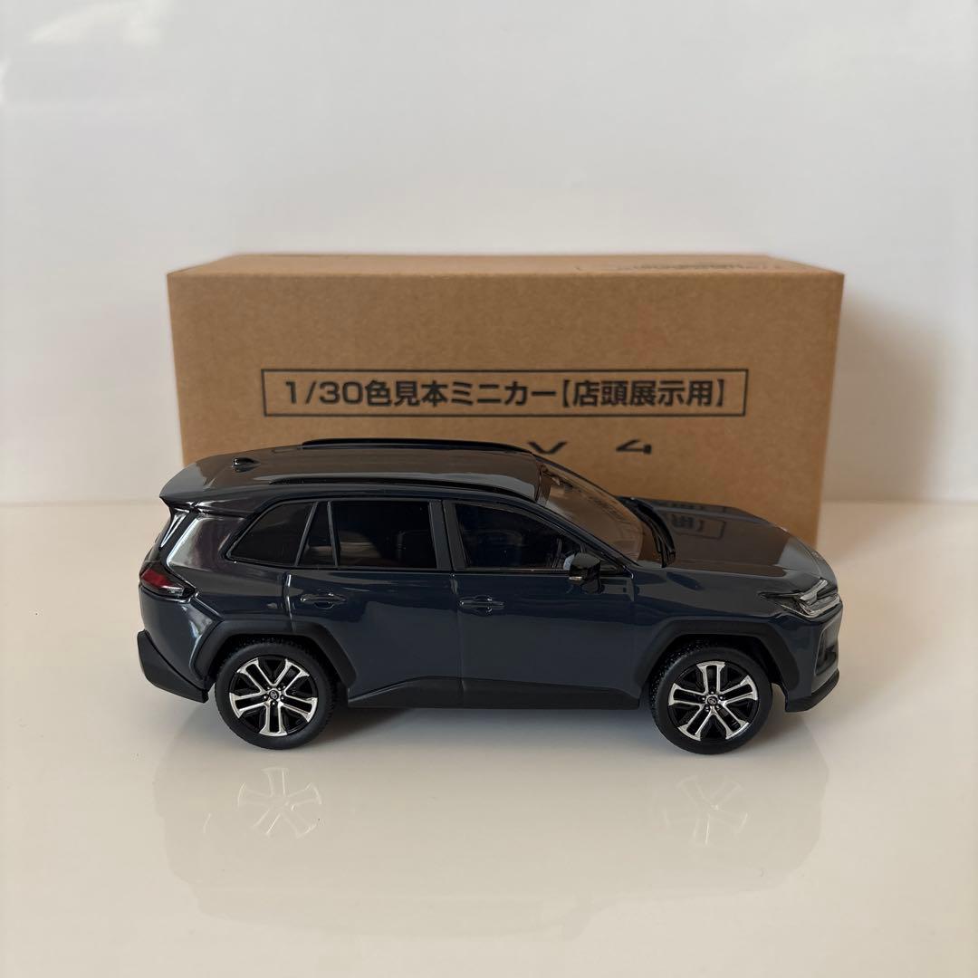 トヨタ 新型RAV4 ミニカー カラーサンプル マッシブグレー【非売品】