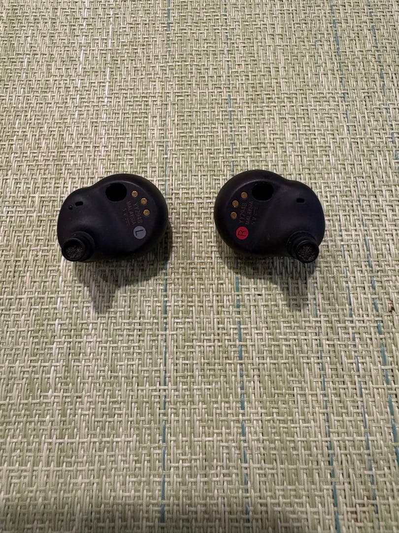 SONY WF-1000XM4 ワイヤレスイヤホン ブラック 充電ケース付き