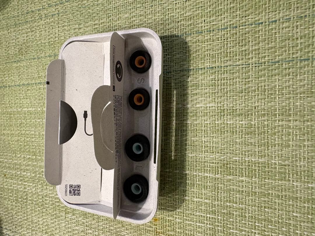 SONY WF-1000XM4 ワイヤレスイヤホン ブラック 充電ケース付き