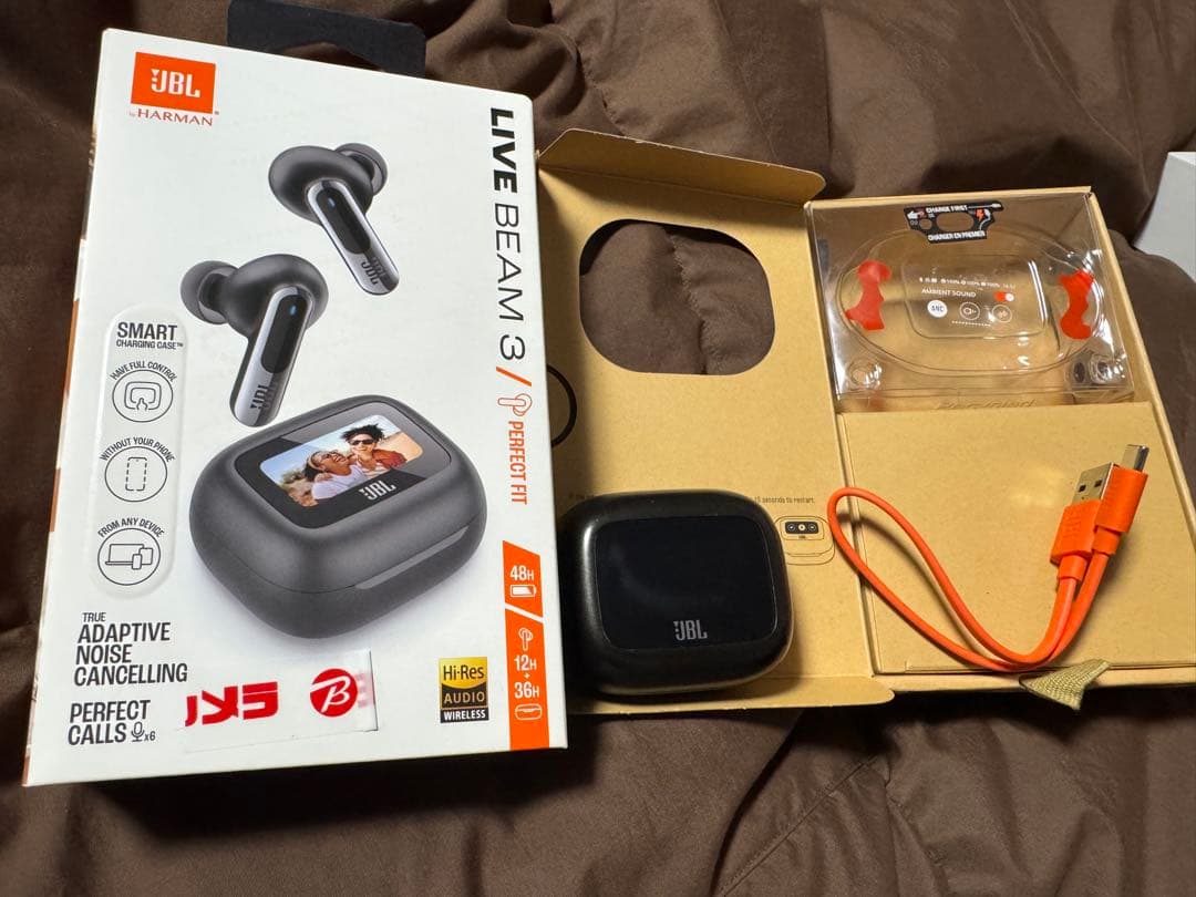 【保証期限内】JBL LIVE BEAM 3 ノイズキャンセリングイヤホン