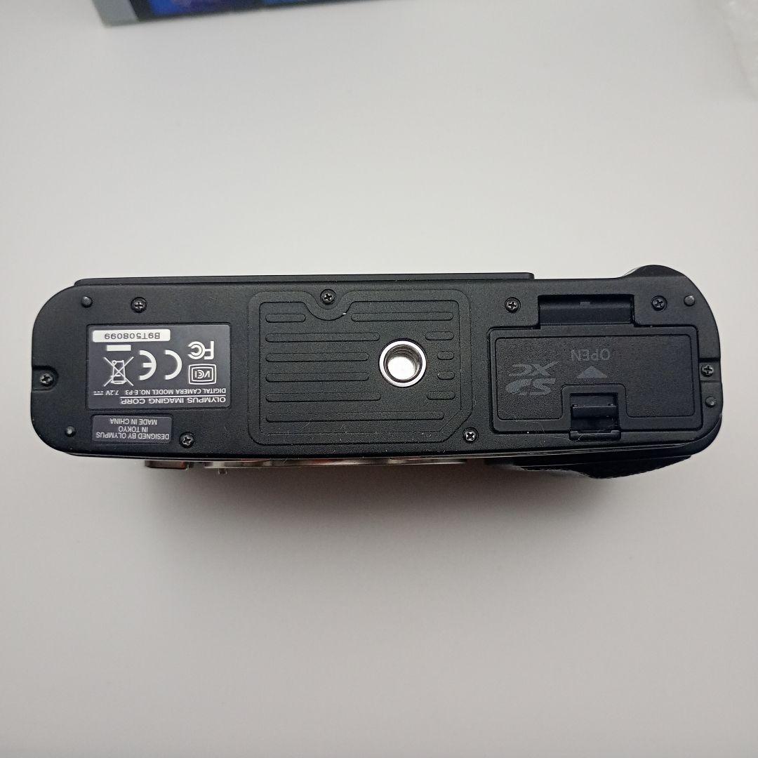 OLYMPUS E-P3 ミラーレスカメラ 黒い塗料 本体