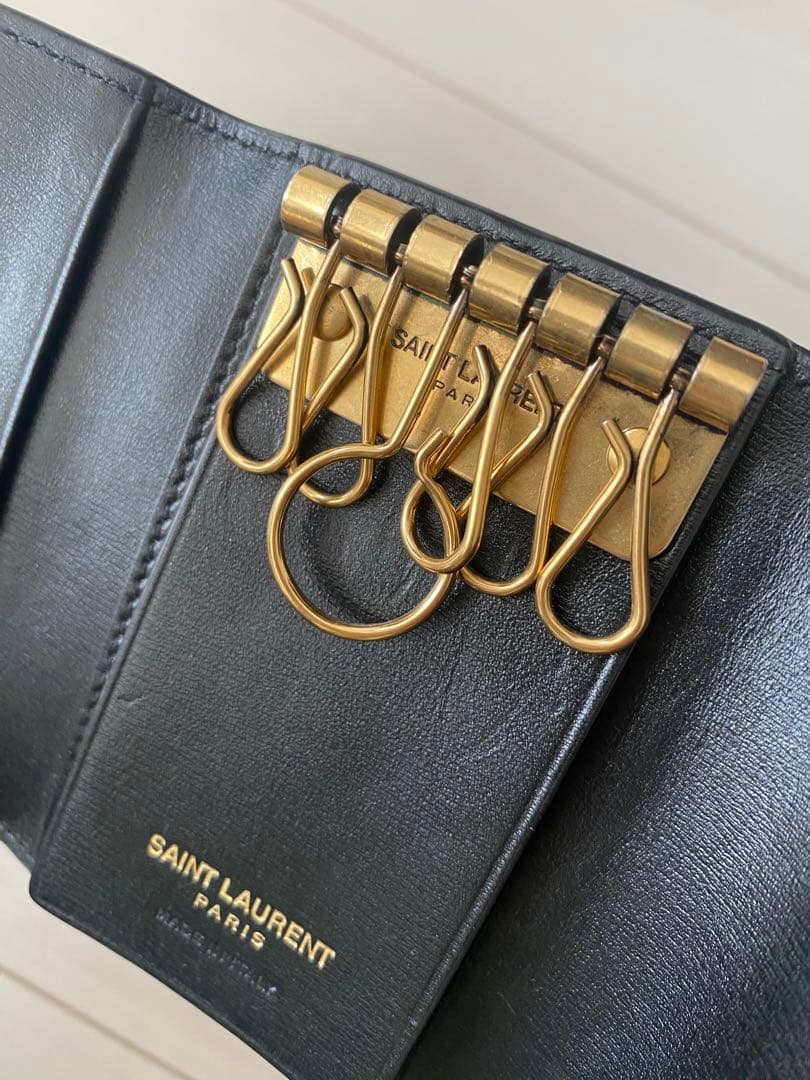 SAINT LAURENT ブラックレザー キーケース