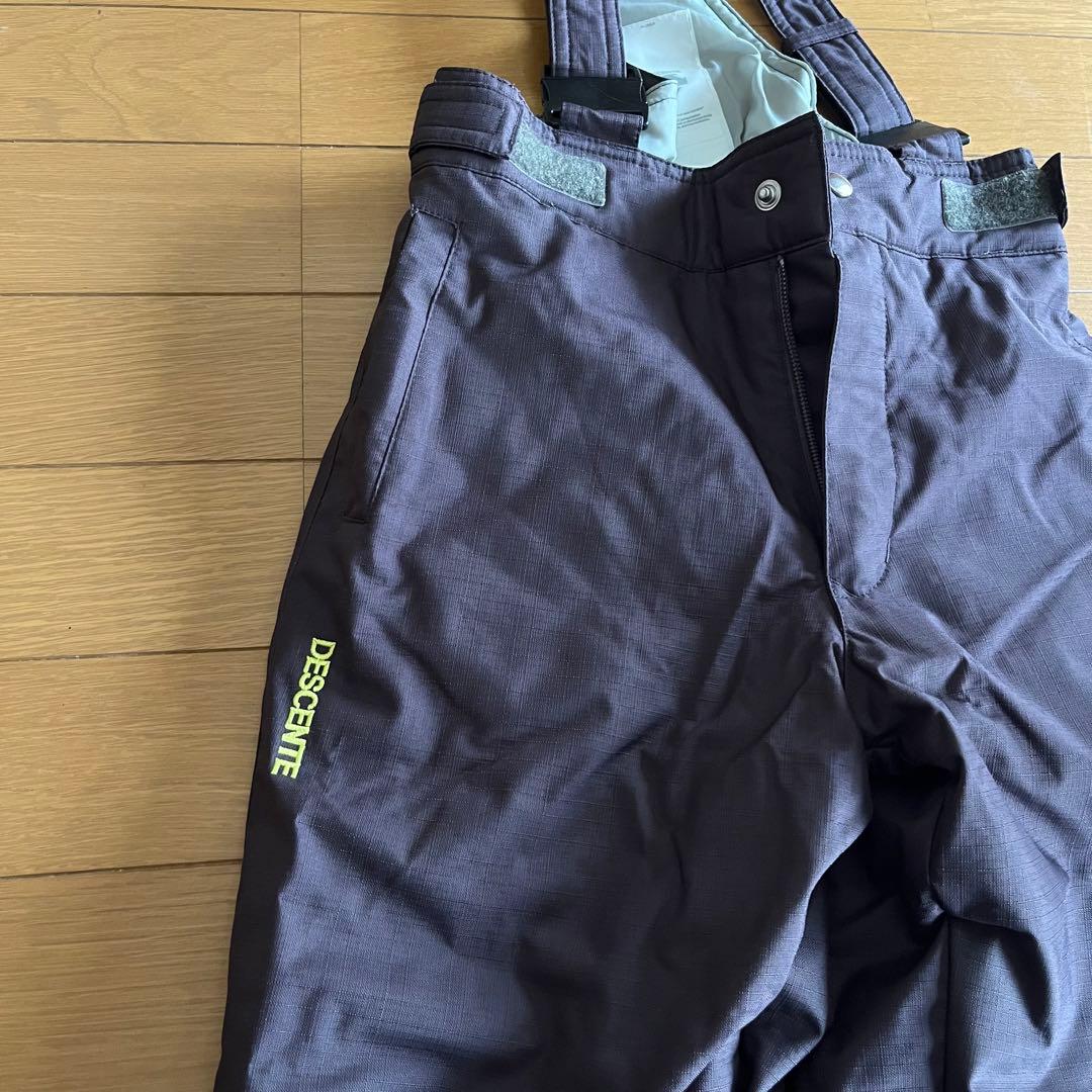 極美品【DESCENTE/デザント】子ども用スキーウェアセット　雪遊び　スノボ