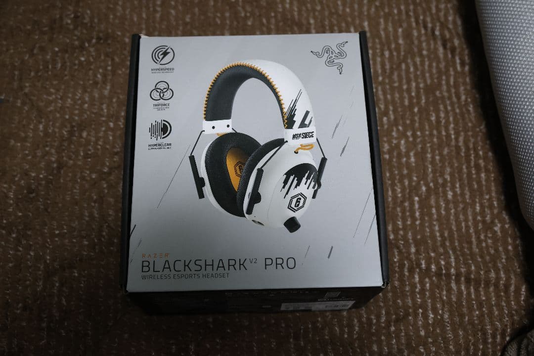 Razer BLACKSHARK V2 PRO ワイヤレスゲーミングヘッドセット