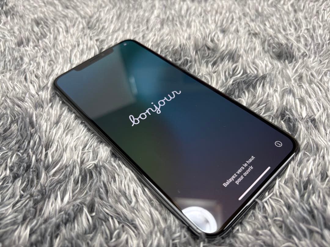 美品SIMフリー iPhone XS Max 256GBスペースグレイ 本体のみ