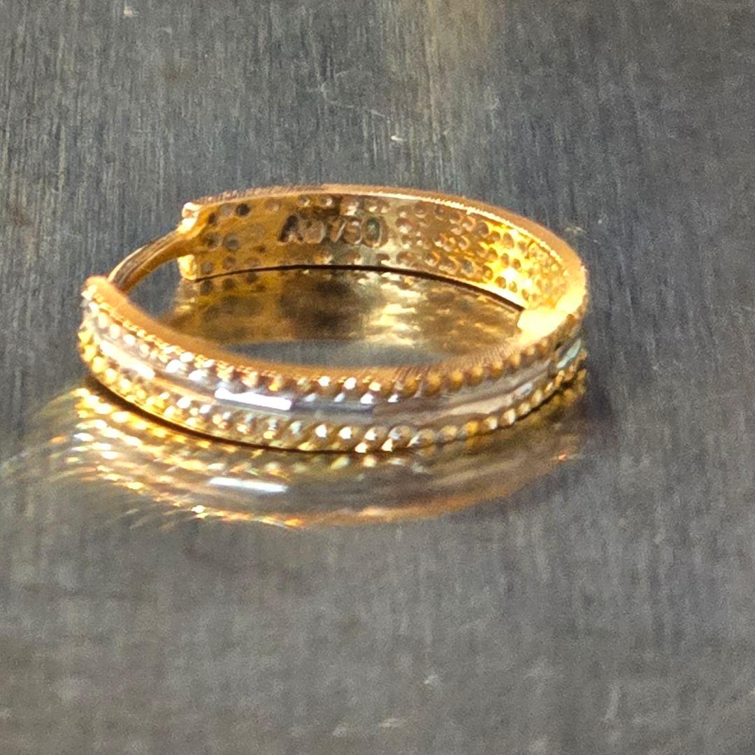 18金 ピアス 0.7グラム AU750