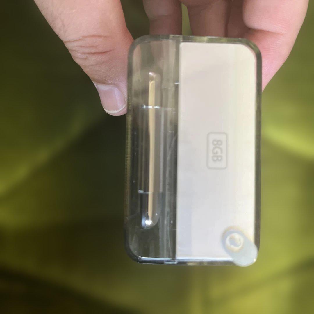 ポータブルプレーヤー Apple iPod nano 8GB PB262J/A