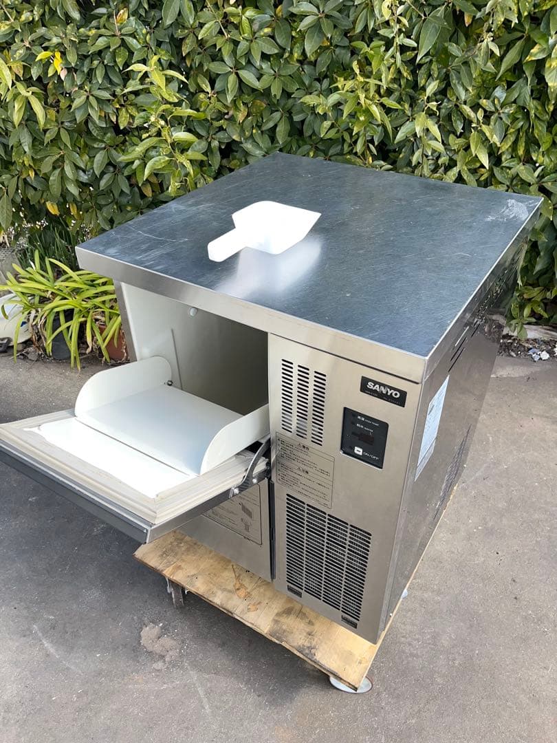 激 サンヨー 業務用チップアイス製氷機　チップアイスメーカー 2008年