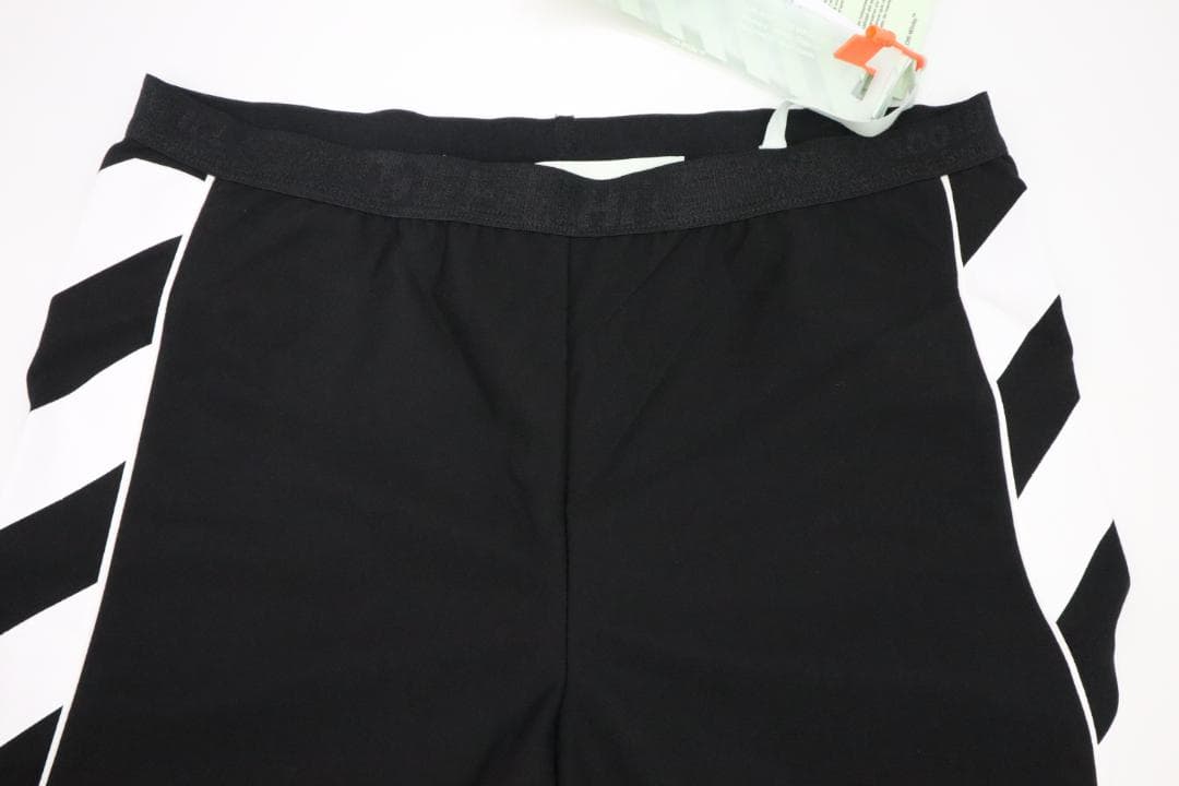 OFF-WHITE オフホワイト アスレチックレギンスサイドライン 46