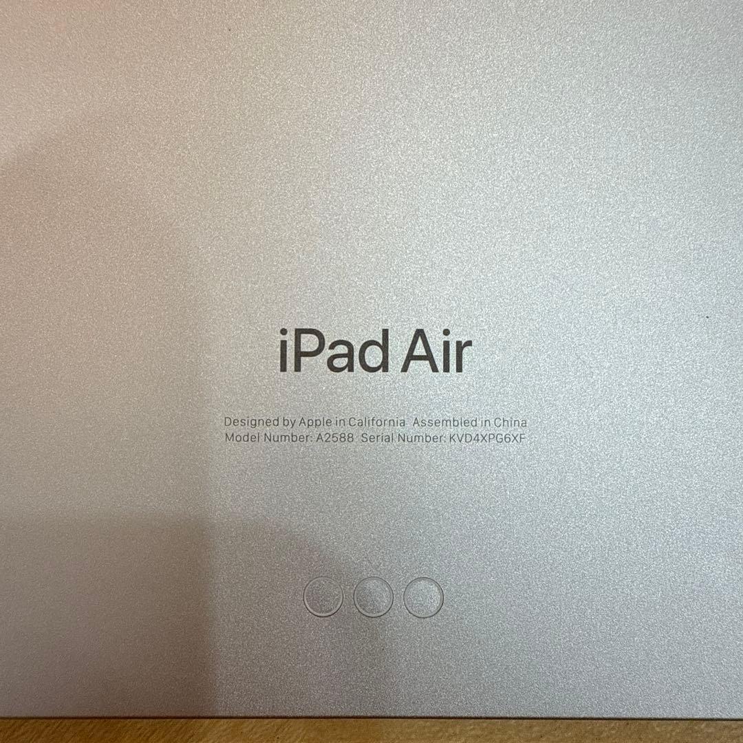 【せにょ†】【美品】iPad Air第5世代64GBスターライトWi-Fi