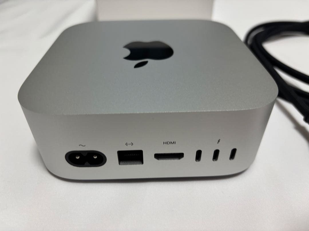 Mac mini M4チップ メモリ16GB SSD 512GB