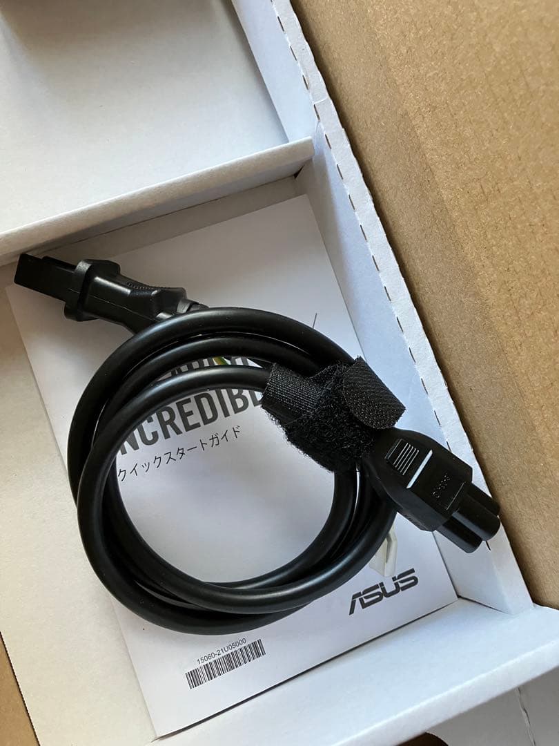 展示品　ASUS 一体型パソコン/23.8型FHD/A3402WBAK