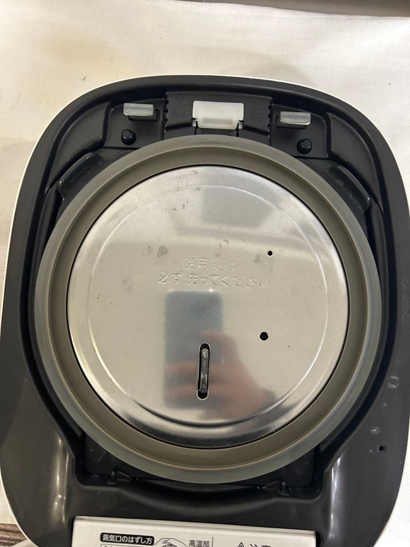 東芝 TOSHIBA 真空圧力IH炊飯器 RC-10VSP 2020年製